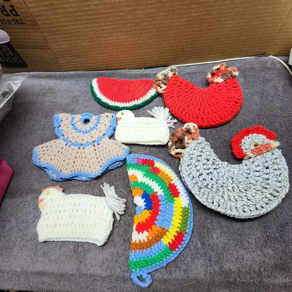 Vintage crochet pot holders Chickens dress watermelon b53